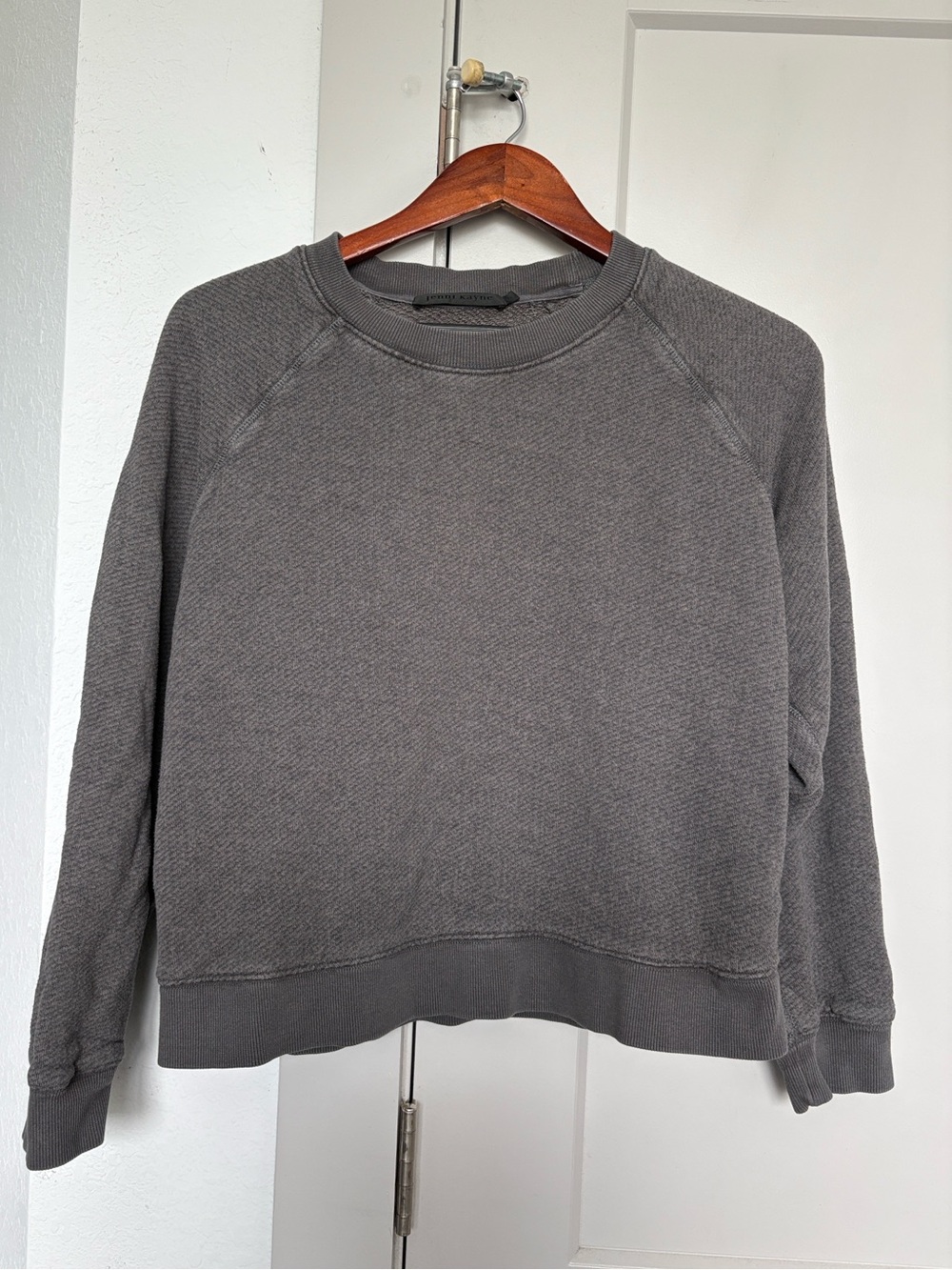 JENNI KAYNE SATURDAY GREY CREW NECK SWEATER WOMENS SMALL